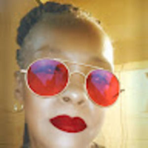 Meet your Posher, Jacqueline